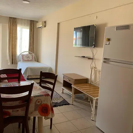 Apartahotel Cizmeci Çeşme